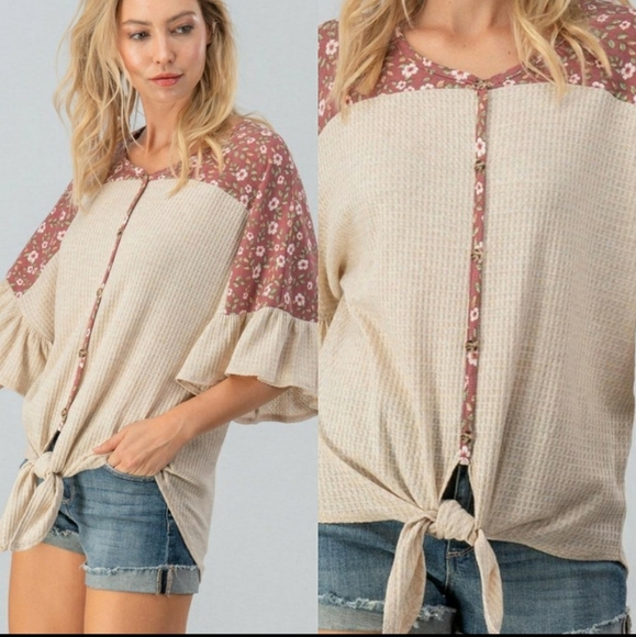 RELISTED Soft floral waffle knit spliced tie top - Picture 3 of 8